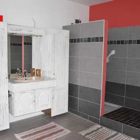 Holiday home La Cense Du Vieux Frene
