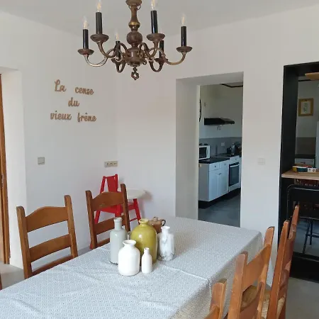 La Cense Du Vieux Frene *