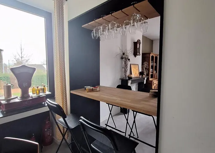 Vakantiehuis La Cense Du Vieux Frene *